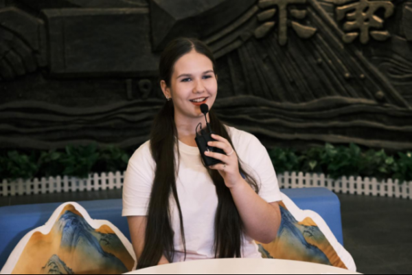 “文化记号”之上：在文字油彩间碰见真实的中国