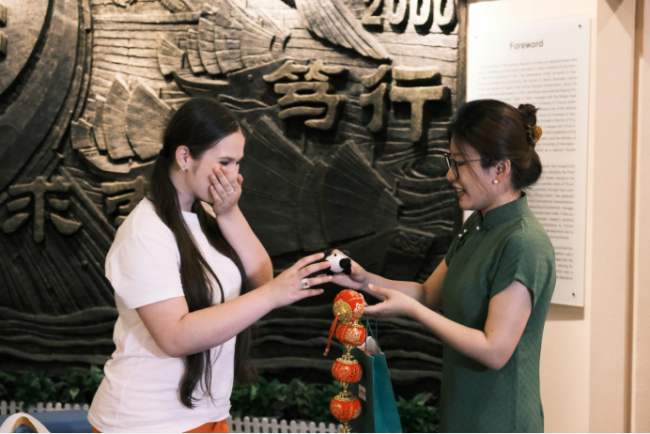 “文化记号”之上:在文字油彩间碰见真实的中国